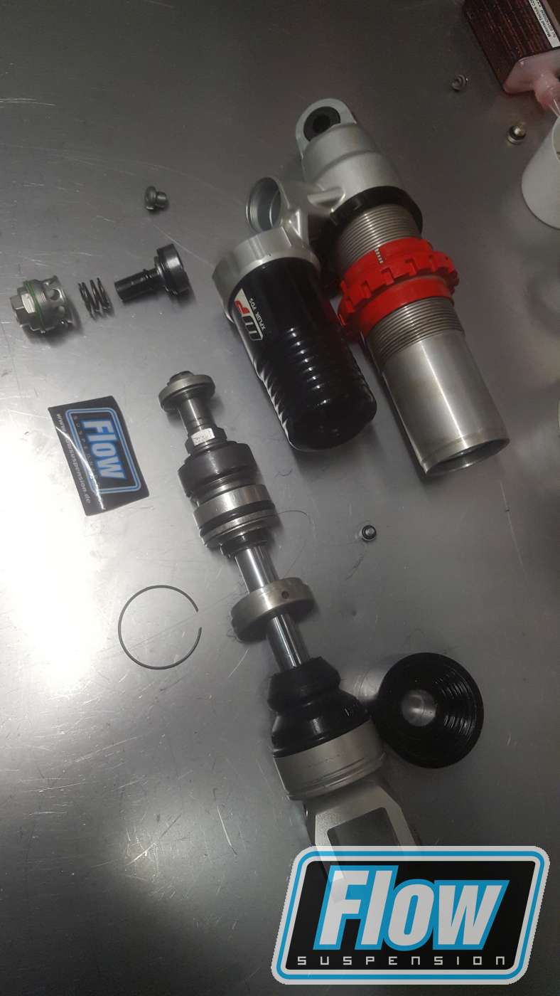 WP XPLOR Dämpfer vor Montage